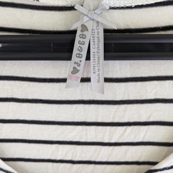 Black and White Dress - Picture 2 of 3